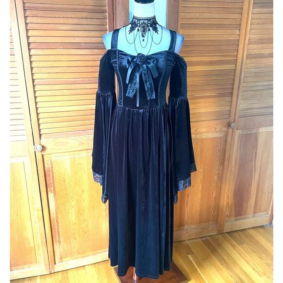 mens white dress shirt with black buttons Women's Gothic Dress – Goth N' Rock